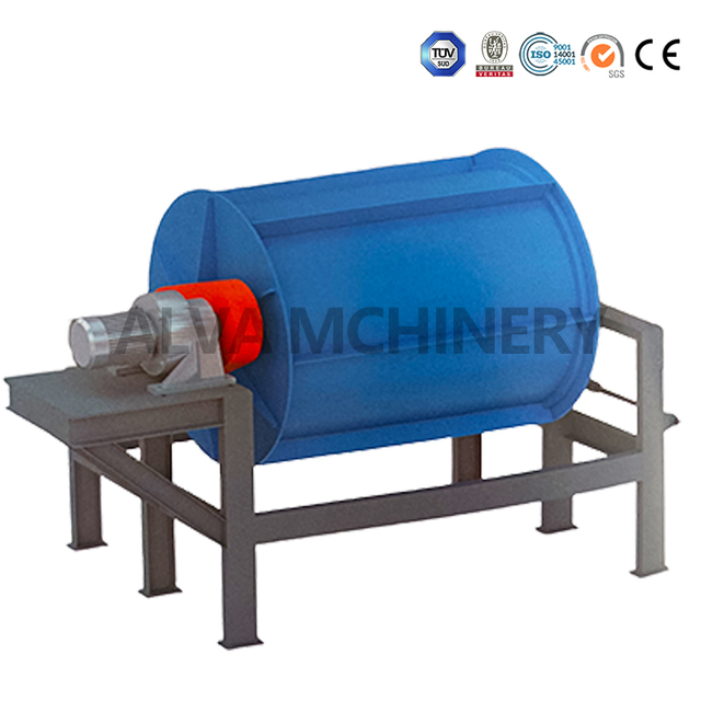 Crushing machinery magnetic roller